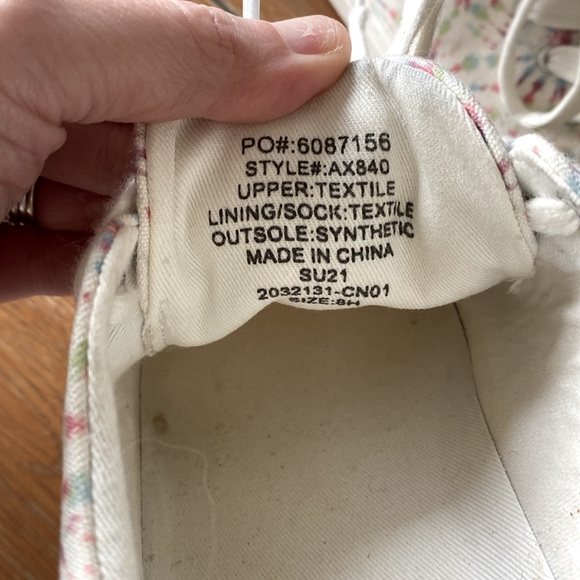 J Crew Road Trip Tye Dye Sneakers - Picture 6 of 7